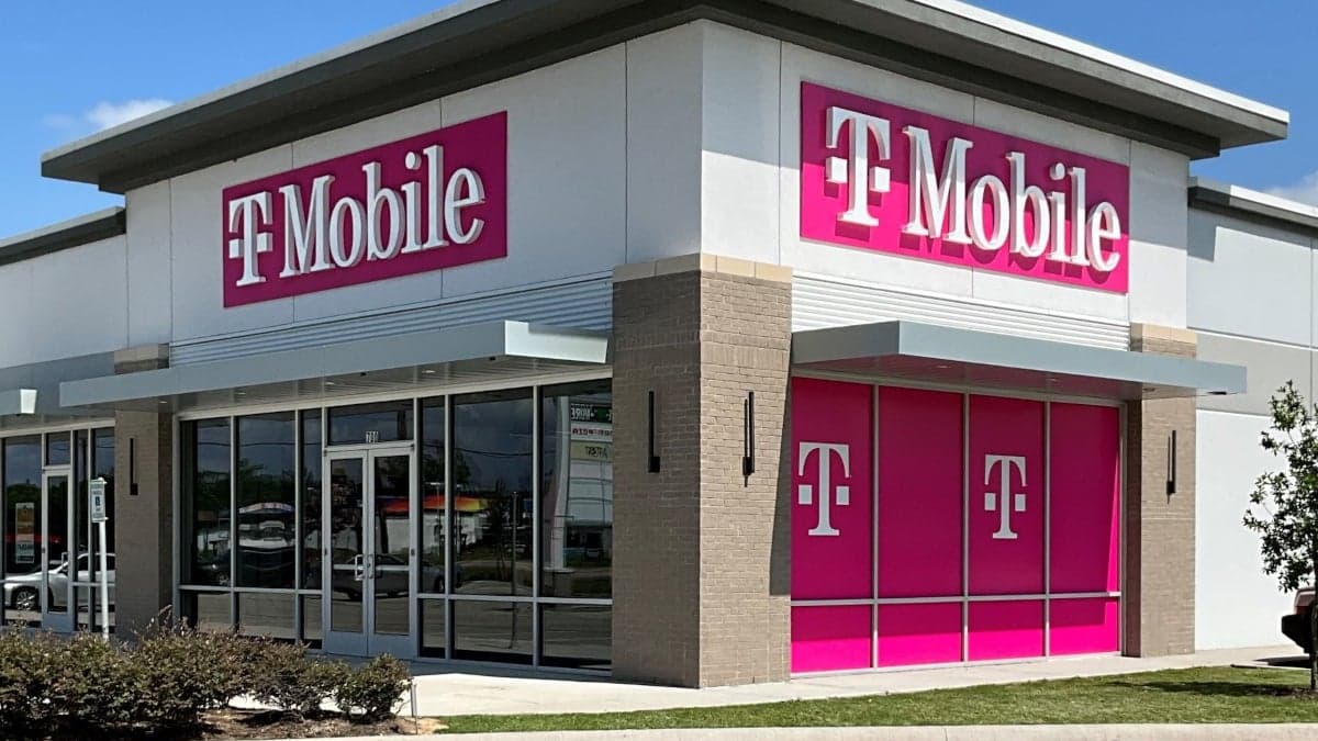 T-Mobile Home Internet for Seniors: A Guide to Internet Service, TV Bundles, and Availability Checks